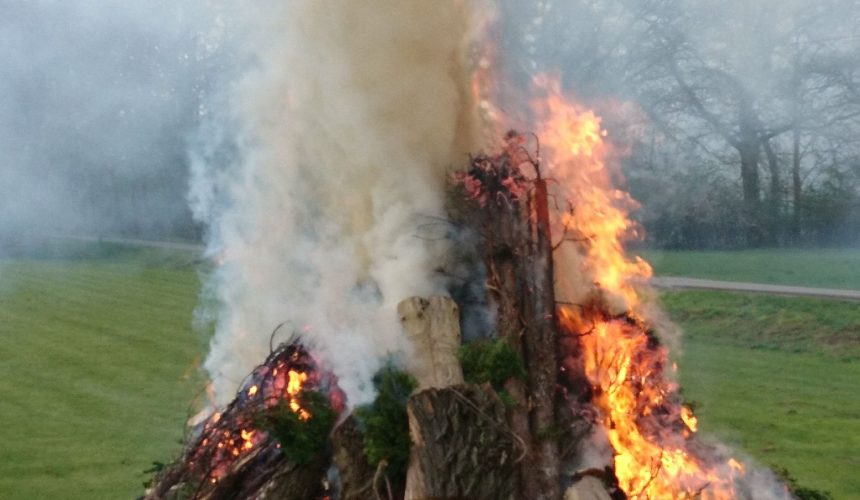Osterfeuer